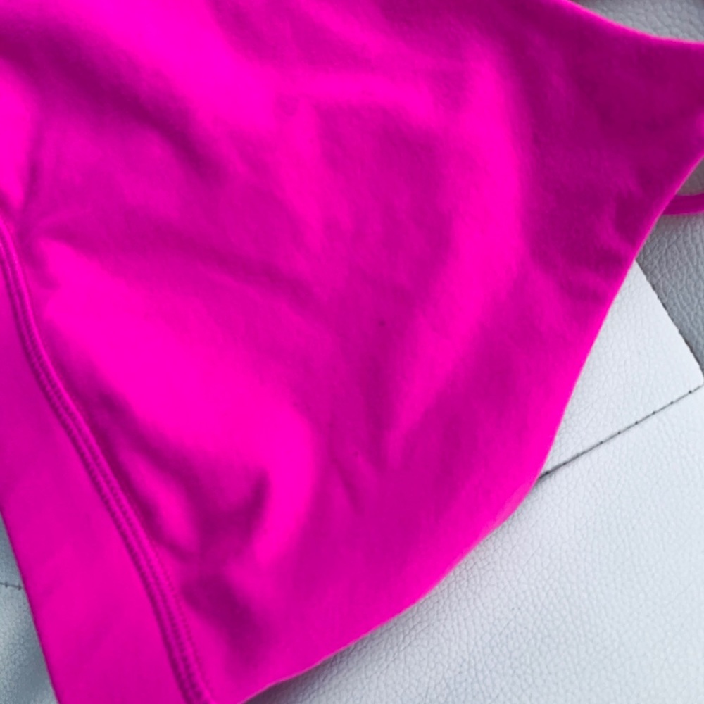Lululemon Athletica Hot Pink Sports Bra size 4 - Picture 7 of 7